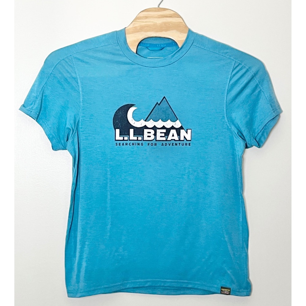 LL Bean Graphic T-Shirt Mens Medium Slightly Fitted Blue Adventure Mountain Wave